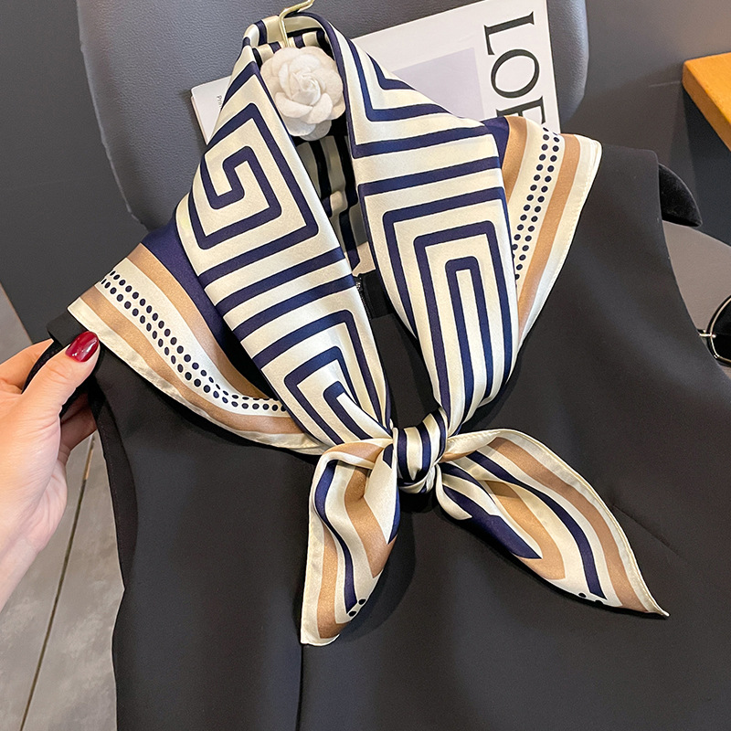 Luxury Brand Neckerchief Sprin - đánh giá và giá Wrist Wraps